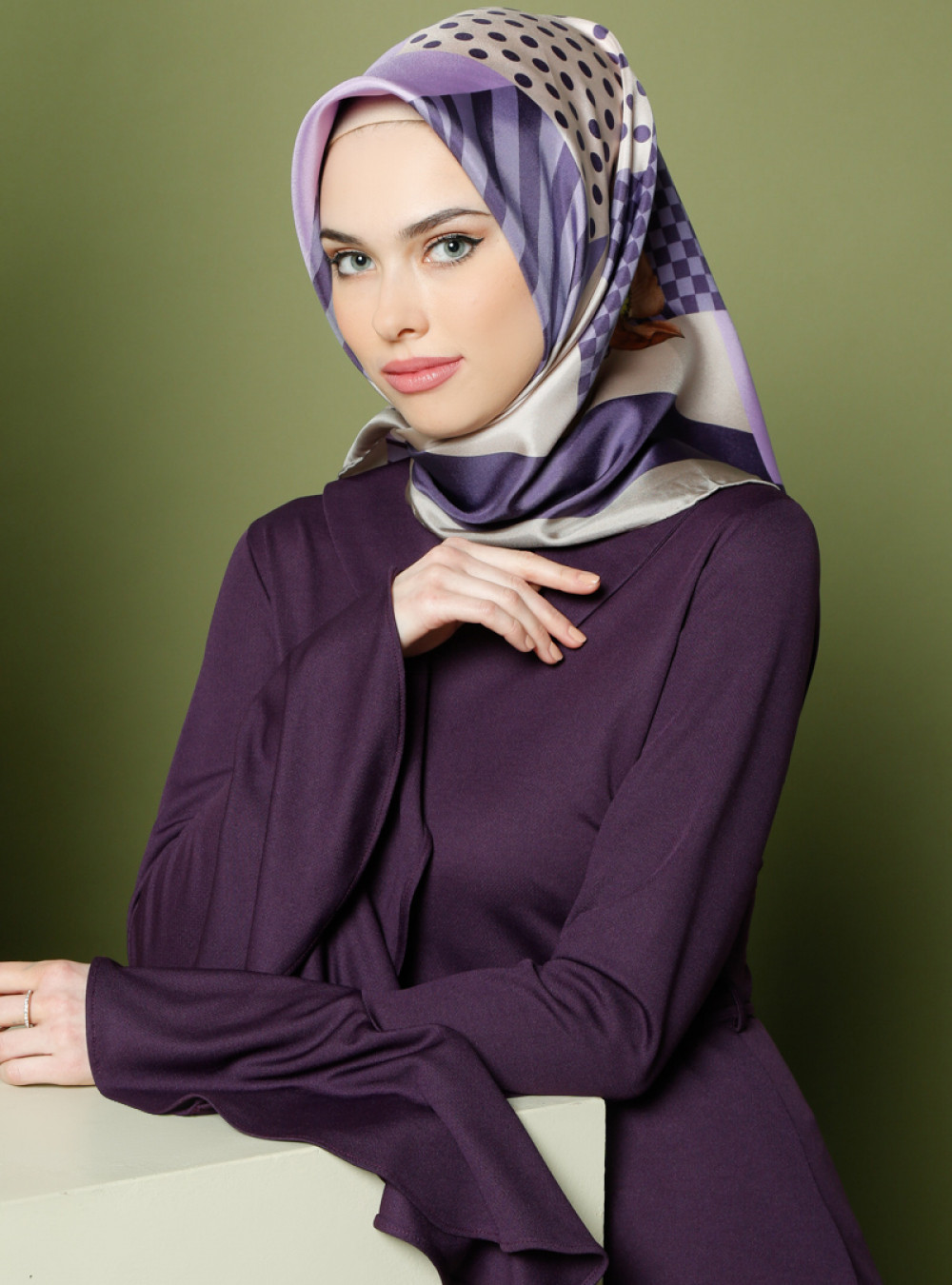 Armine Eşarp Karışık Renkli Twill İpek Eşarp