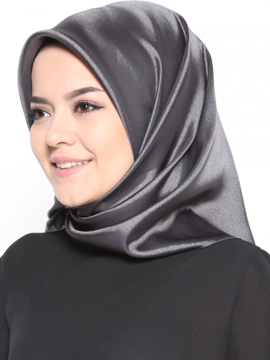 Mısırlı Koyu Gri Kristal Eşarp