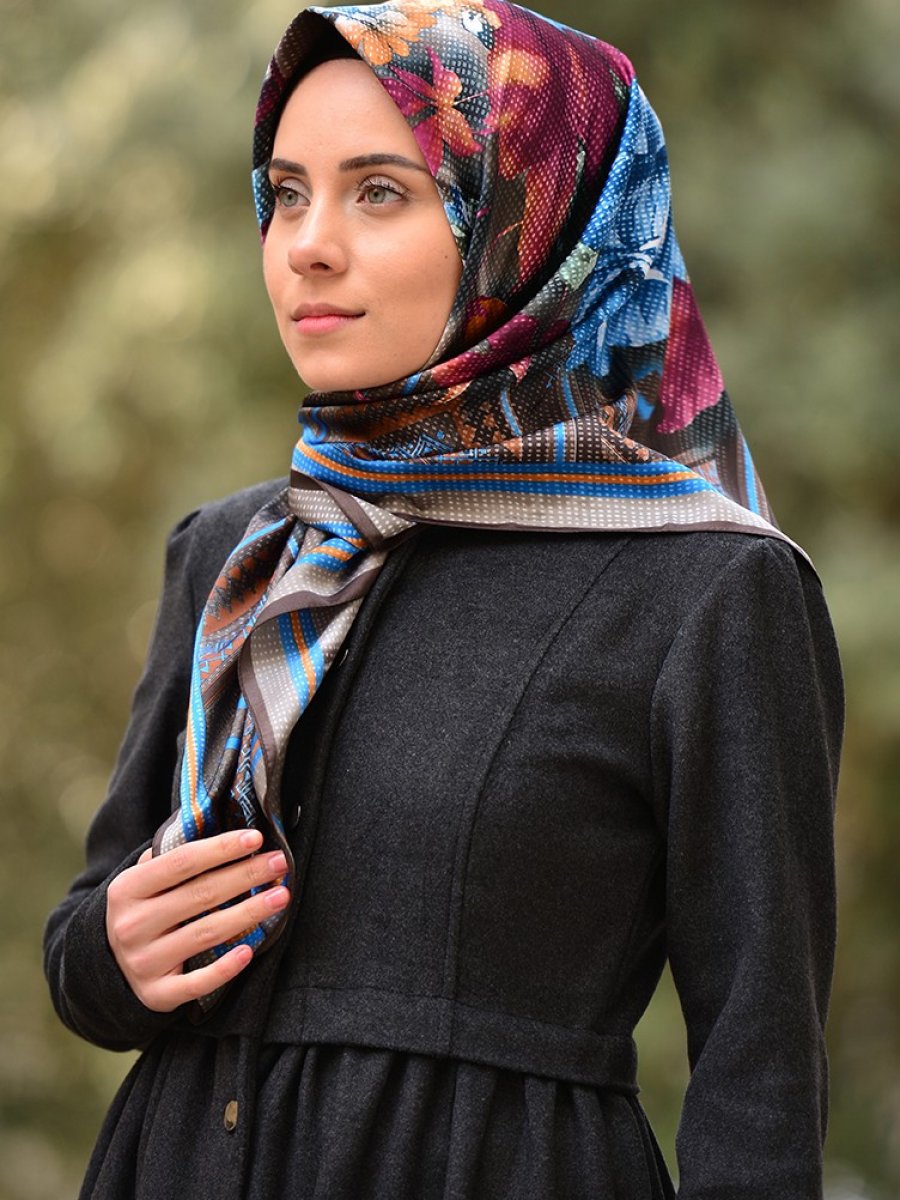 Sefamerve Mor Siyah Karaca Desenli Rayon Esarp Ehl I Tesettur
