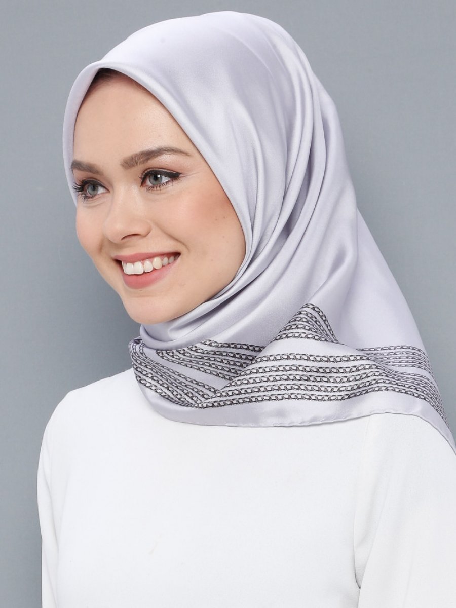 Armine Eşarp Gri Saf İpek Eşarp