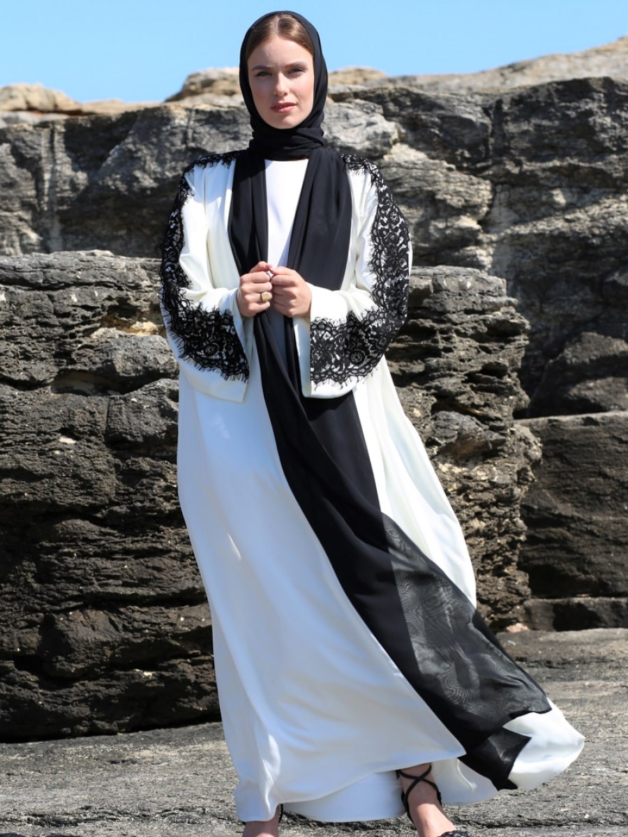 Nuum Design Dantel Detaylı Abaya Şifon Garnili Beyaz Ferace