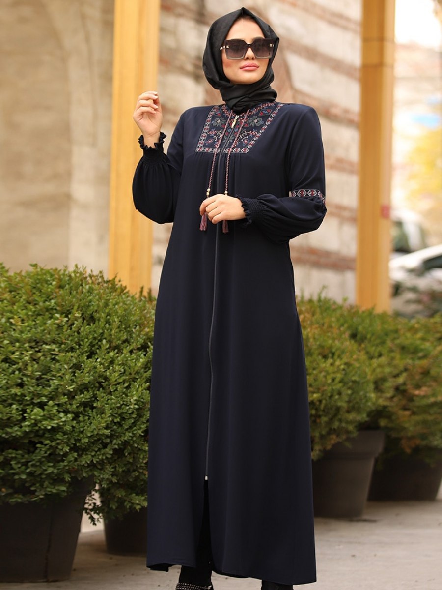 ŞAHİN FERACE Kilim Nakışlı Lacivert Ferace