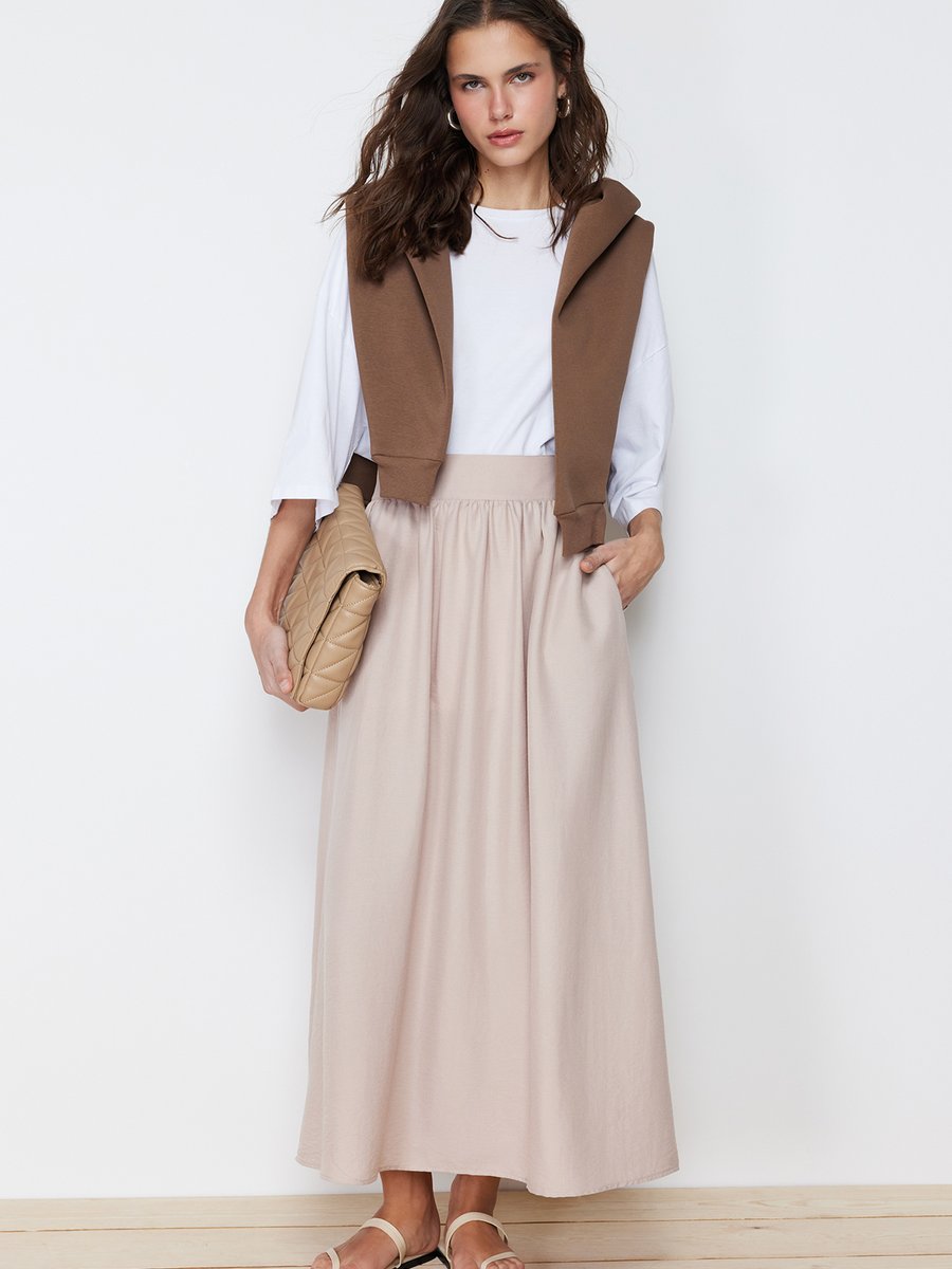 Trendyol Modest Bej Düz Kloş Dokuma Etek Tctss24ee00004
