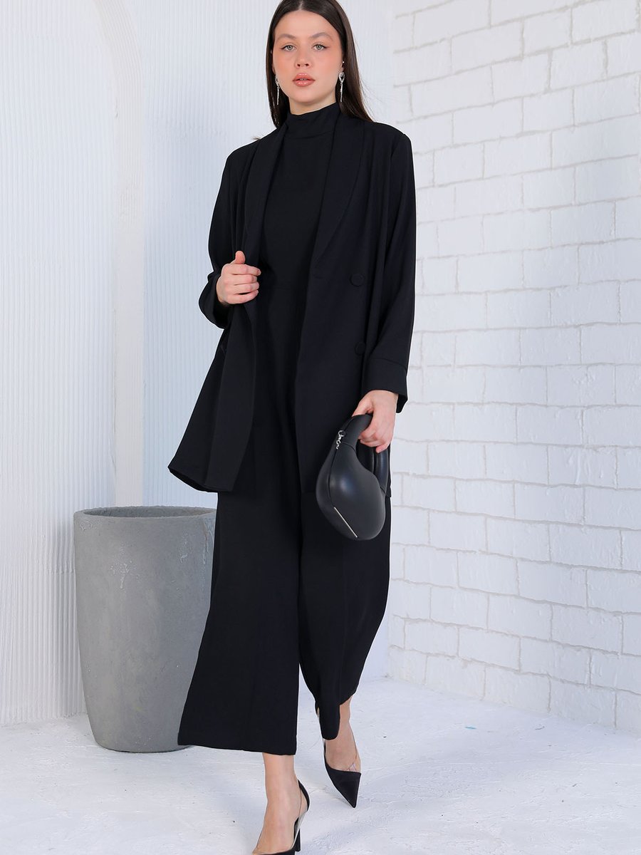 Melike Tatar Siyah Ceketli Tulum 32 9357